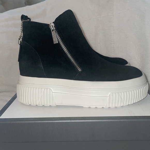 NWT J/SLIDES WYONA Black Suede Waterproof Hidden Wedge Sneaker Bootie - Picture 8 of 14